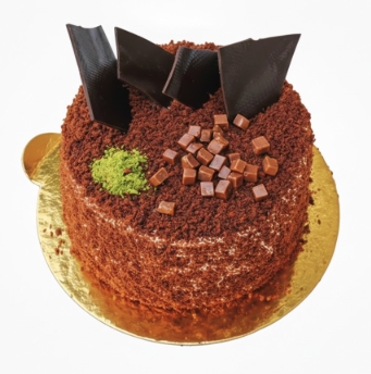 4 kişilik yuvarlak sade çikolatalı yaş pasta